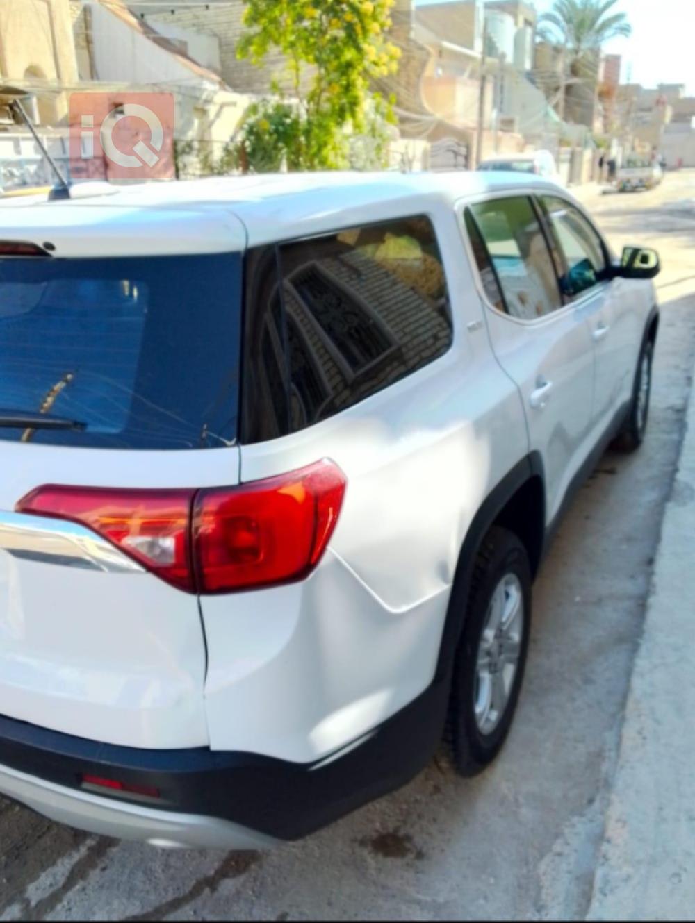 GMC Acadia